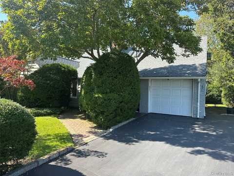 335 Smith Street, Merrick, NY 11566
