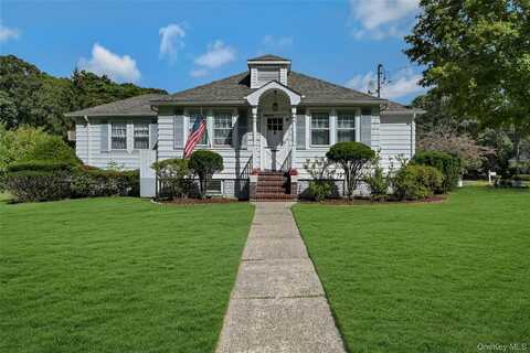 47 Wellington Road, Middle Island, NY 11953