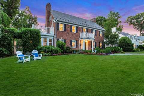 45 Mason Drive, Manhasset, NY 11030