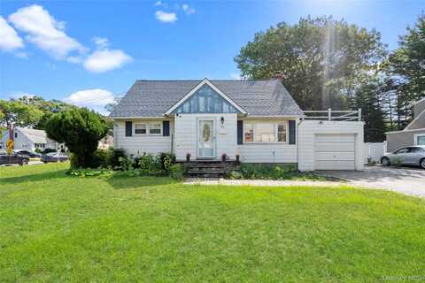 304 Unqua Road, Massapequa, NY 11758