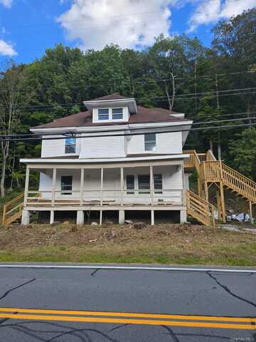 2016 Old Route 17, Roscoe, NY 12776