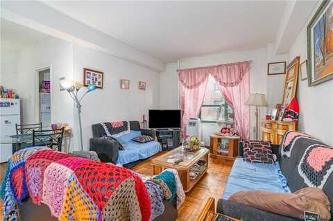 1501 Metropolitan Avenue, Bronx, NY 10462