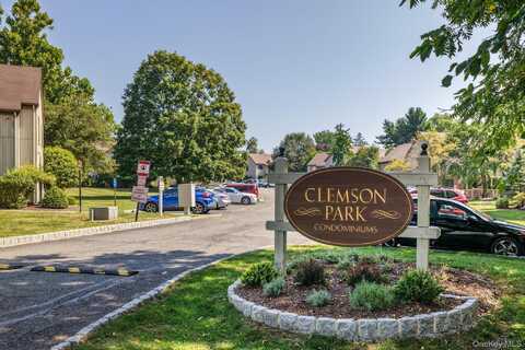 26 Sycamore Drive, Middletown, NY 10940