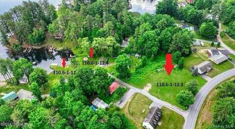 302 Hadlock Pond, Clay, NY 12827