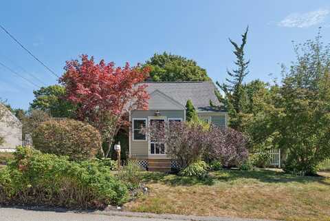 30 Farm Hill Road, Cape Elizabeth, ME 04107