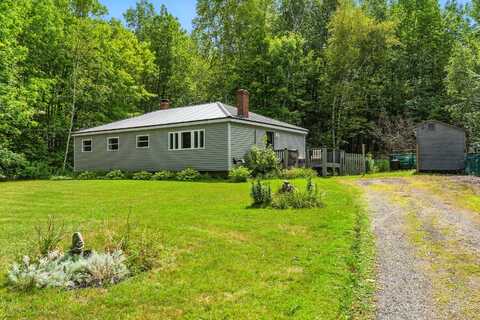 61 Pirate Lane, Fairfield, ME 04937