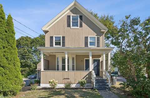 22 York Street, Kennebunk, ME 04043