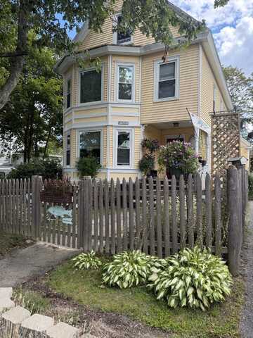 226 North Street, Bath, ME 04530