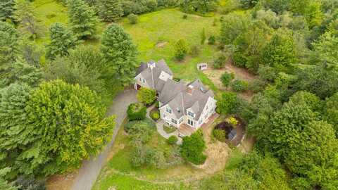 25 Meadowbrook Lane, Yarmouth, ME 04096