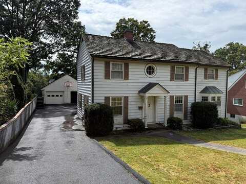 2424 Fairfield Ave, BLUEFIELD, WV 24701