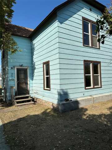 413 N Cedar Street, Townsend, MT 59644