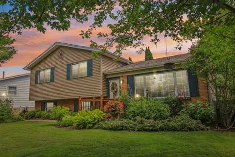 325 Hillandale Drive, Round Lake, IL 60073