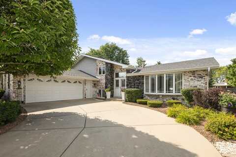 8944 Fernwood Court, Orland Park, IL 60462