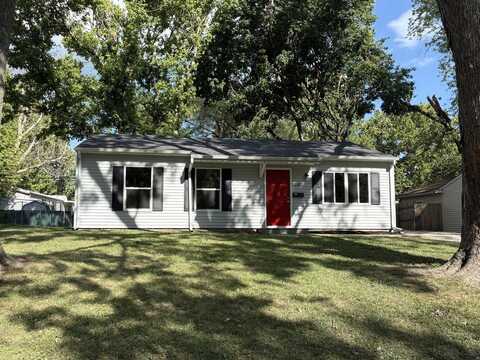 202 Scottswood Drive, Urbana, IL 61802