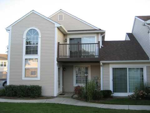 294 Le Parc Circle, Buffalo Grove, IL 60089