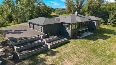 815 N English Settlement Avenue, Burlington, WI 53105