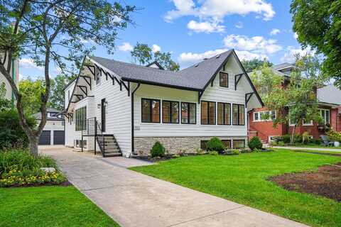 922 Jackson Avenue, River Forest, IL 60305