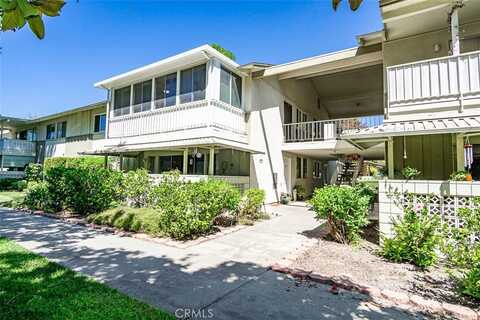 25 Avenida Castilla, Laguna Woods, CA 92637