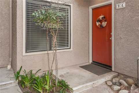 2304 Archwood Lane, Simi Valley, CA 93063