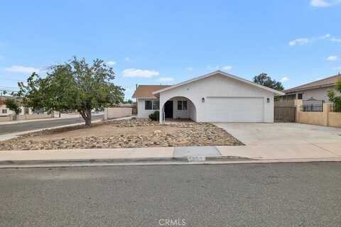 580 Candlelight Street, Barstow, CA 92311