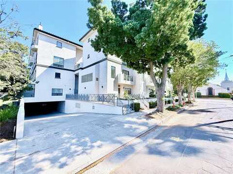 111 S Oak Knoll Avenue, Pasadena, CA 91101