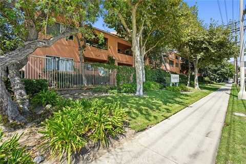 12601 Van Nuys Boulevard, Pacoima, CA 91331