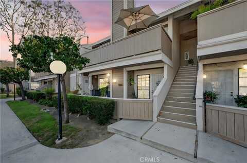 1501 S Raitt Street, Santa Ana, CA 92704