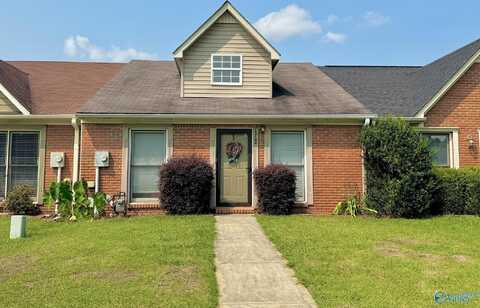 1962 E Brownstone Court SW, Decatur, AL 35603
