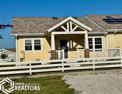 2142 Garnet Lane, Fairfield, IA 52556