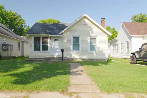 1227 N 6Th Street, Burlington, IA 52601
