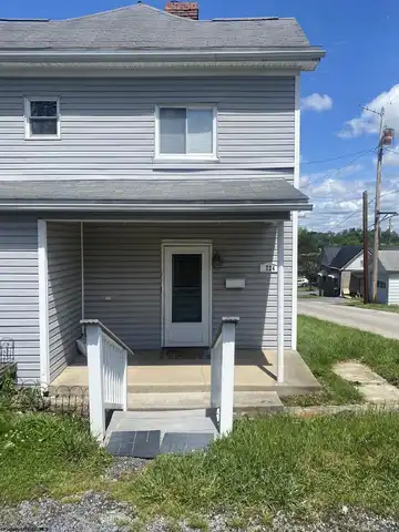 724 Dayton Street, Fairmont, WV 26554