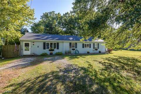 12159 Alton Drive, Grafton, OH 44044