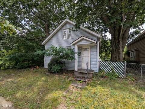 6020 Engel Avenue, Cleveland, OH 44127