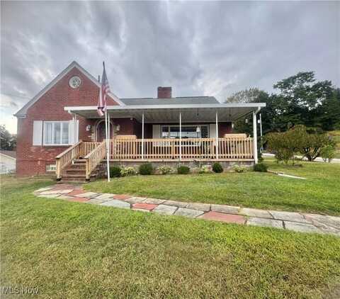 1955 St Clair Avenue, East Liverpool, OH 43920