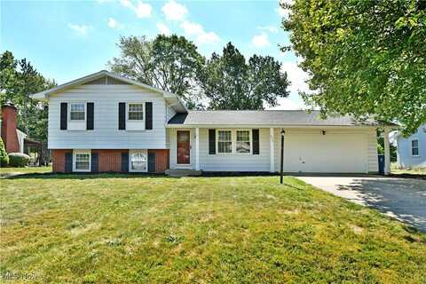 4092 Aleesa Drive SE, Warren, OH 44484