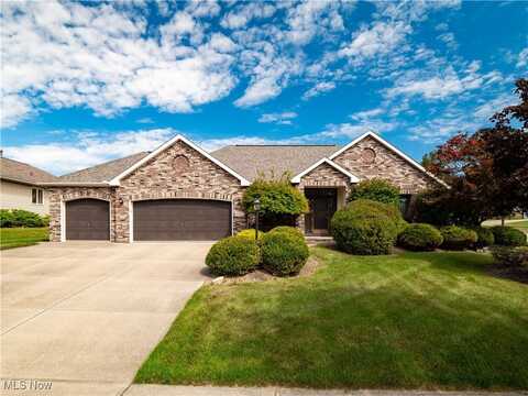 3427 Shelly Drive, Seven Hills, OH 44131