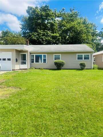 1697 Hawthorne Drive, Mayfield Heights, OH 44124