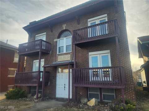 2413 Cleveland Avenue NW, Canton, OH 44709