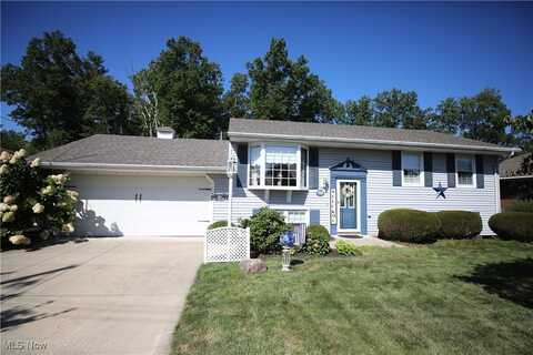 7018 Freeland Drive, Elyria, OH 44035