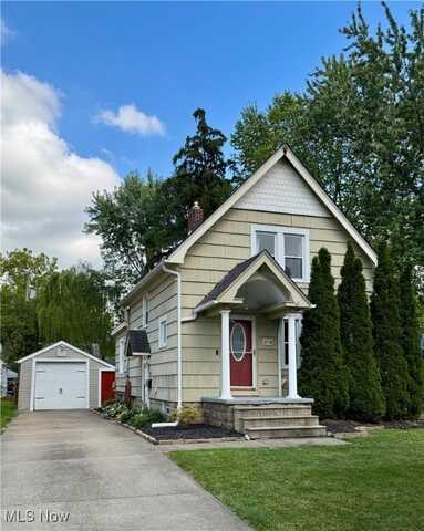 378 Concord Avenue, Elyria, OH 44035