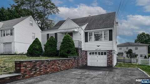 32 Highview Drive, Woodland Park, NJ 07424