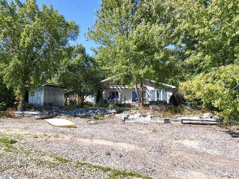 843 Fiske Road, Alburgh, VT 05440