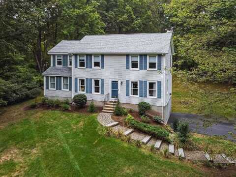 16 Montgomery Farm Road, Derry, NH 03038