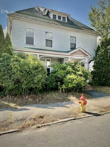 586 Beech Street, Manchester, NH 03104