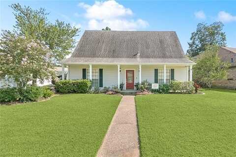 24 MYRTLE HILL Drive, Destrehan, LA 70047