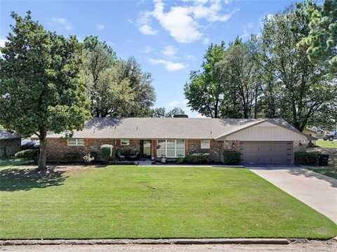 2109 W Locust Street, Durant, OK 74701