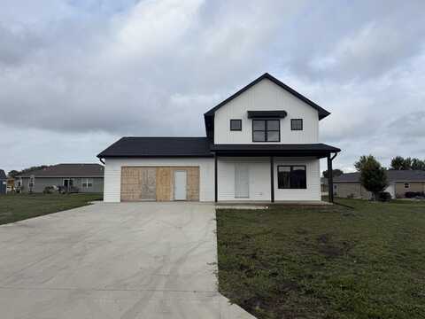 865 Aster Dr, Cherokee, IA 51012