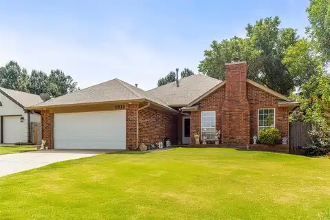 1812 Foxfire Road, Edmond, OK 73003