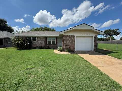 5 NE 3rd Street, Tuttle, OK 73089