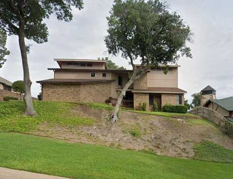 4000 Green Oak Drive, Waco, TX 76710